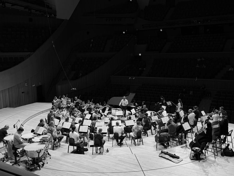 Full stage, empty hall · the morning rehearsal
