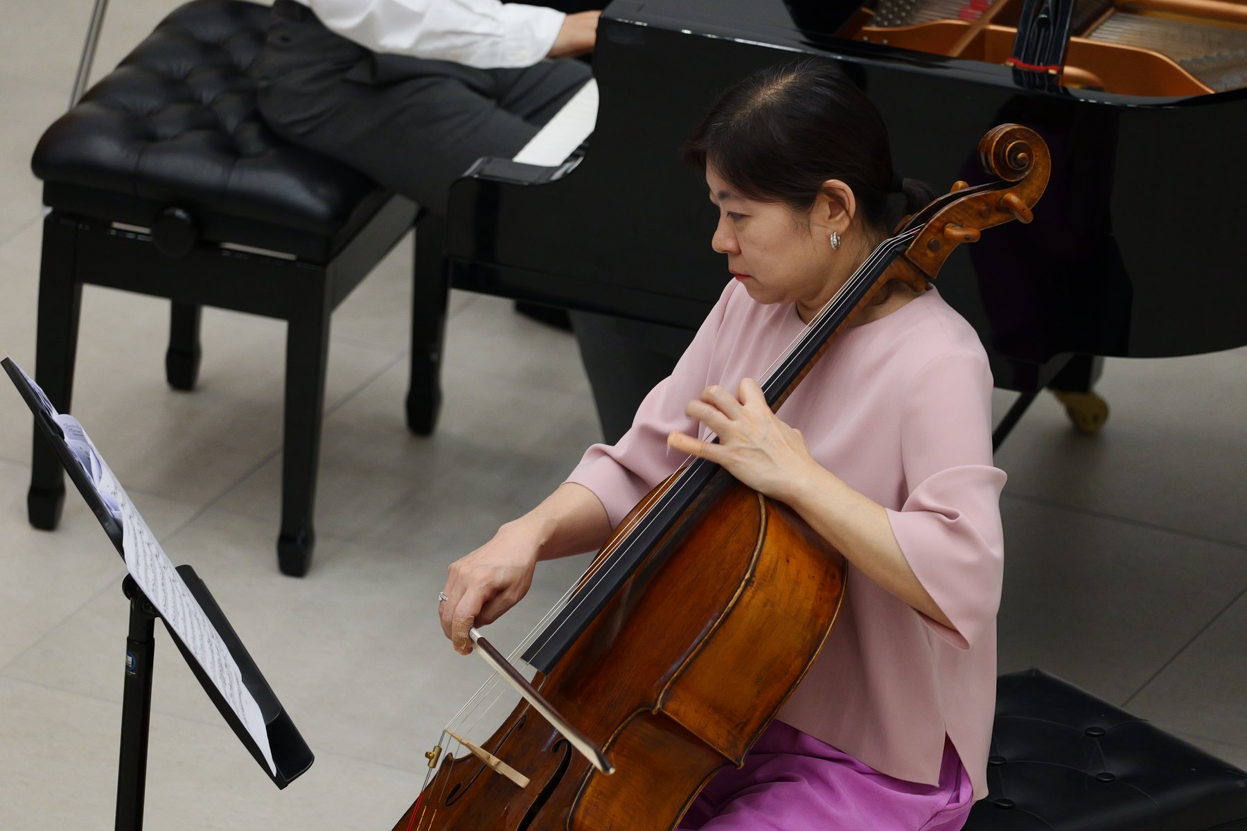 Cellist Meehae Ryo performing with the IMK Trio at KAIST