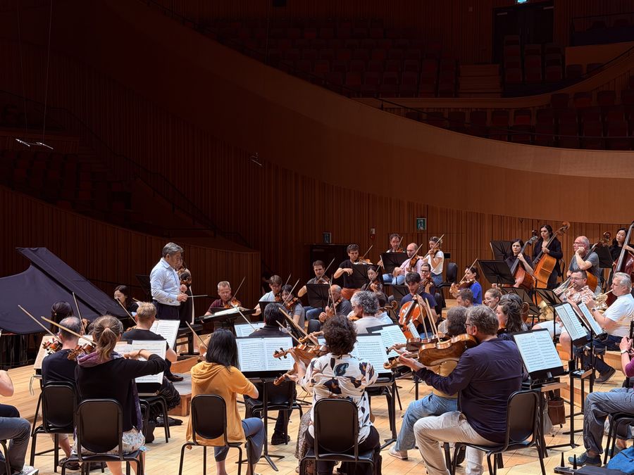 Strings and brass · Beethoven, Symphony No. 4