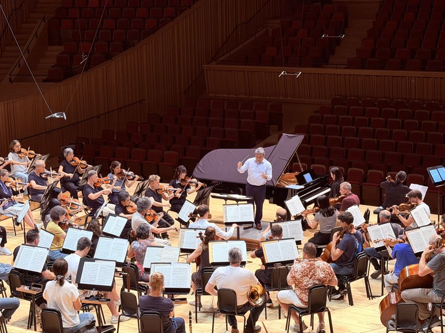Stuttgart Philharmonic in rehearsal · Daejeon